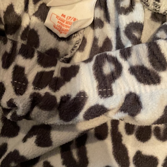 Pajama Tops, Shorts, Pants - Picture 5 of 6